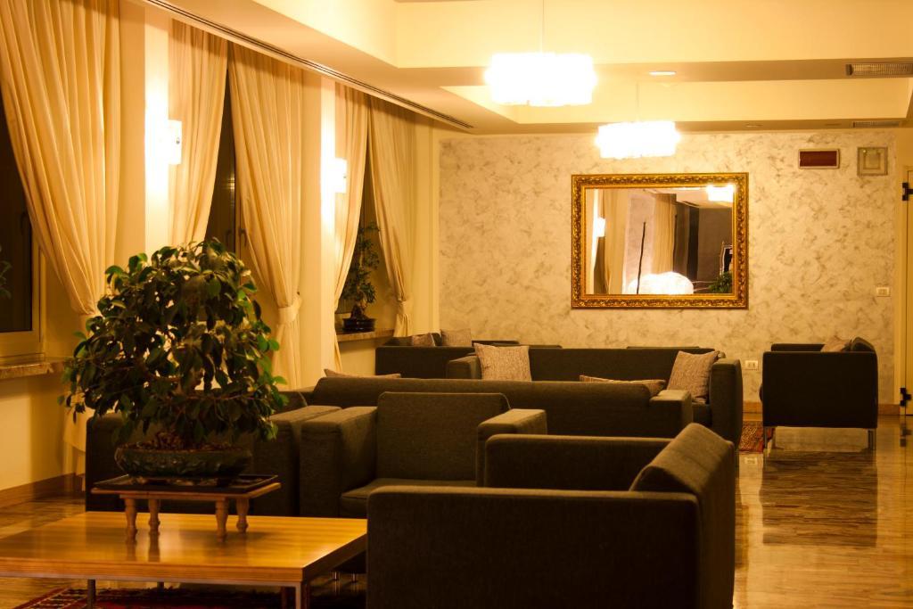 Hotel San Martino Darfo Boario Terme ภายนอก รูปภาพ