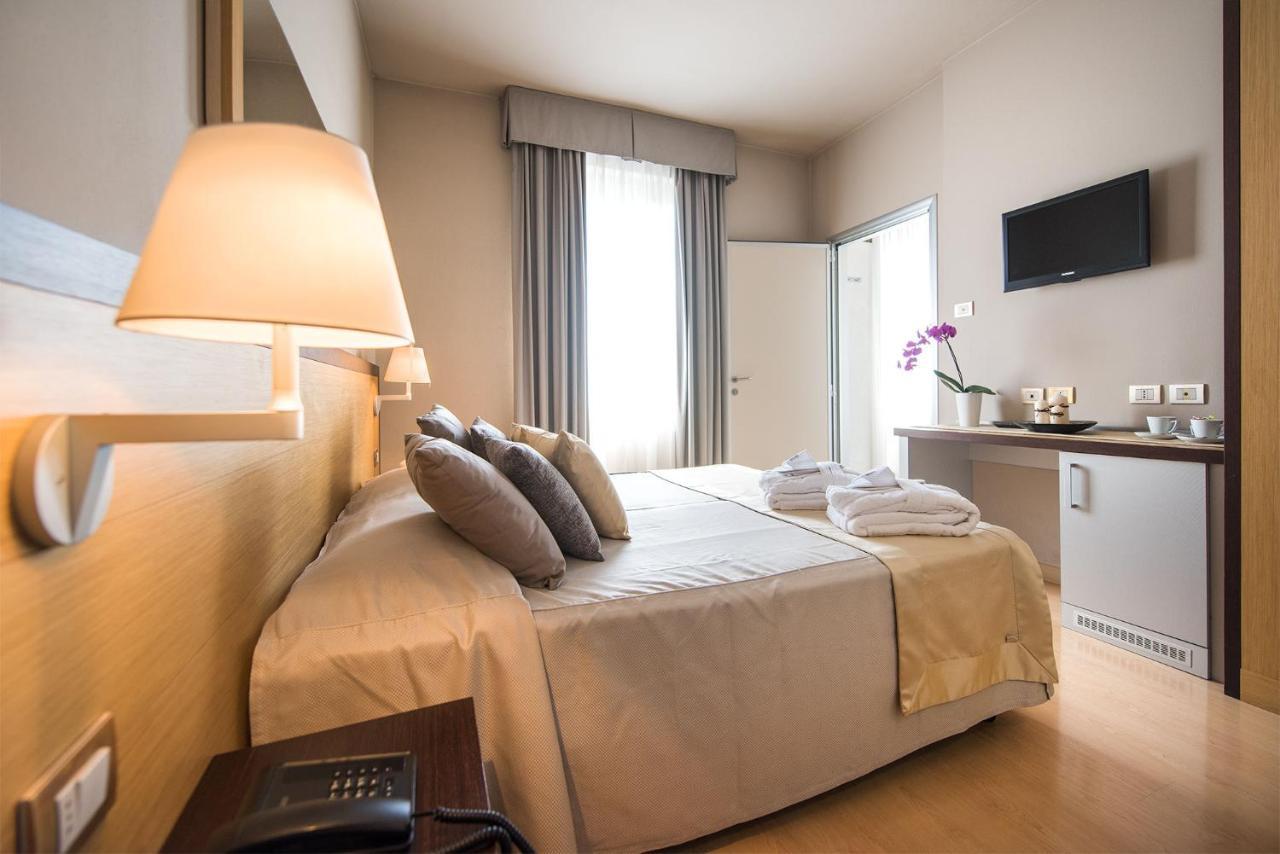 Hotel San Martino Darfo Boario Terme ภายนอก รูปภาพ