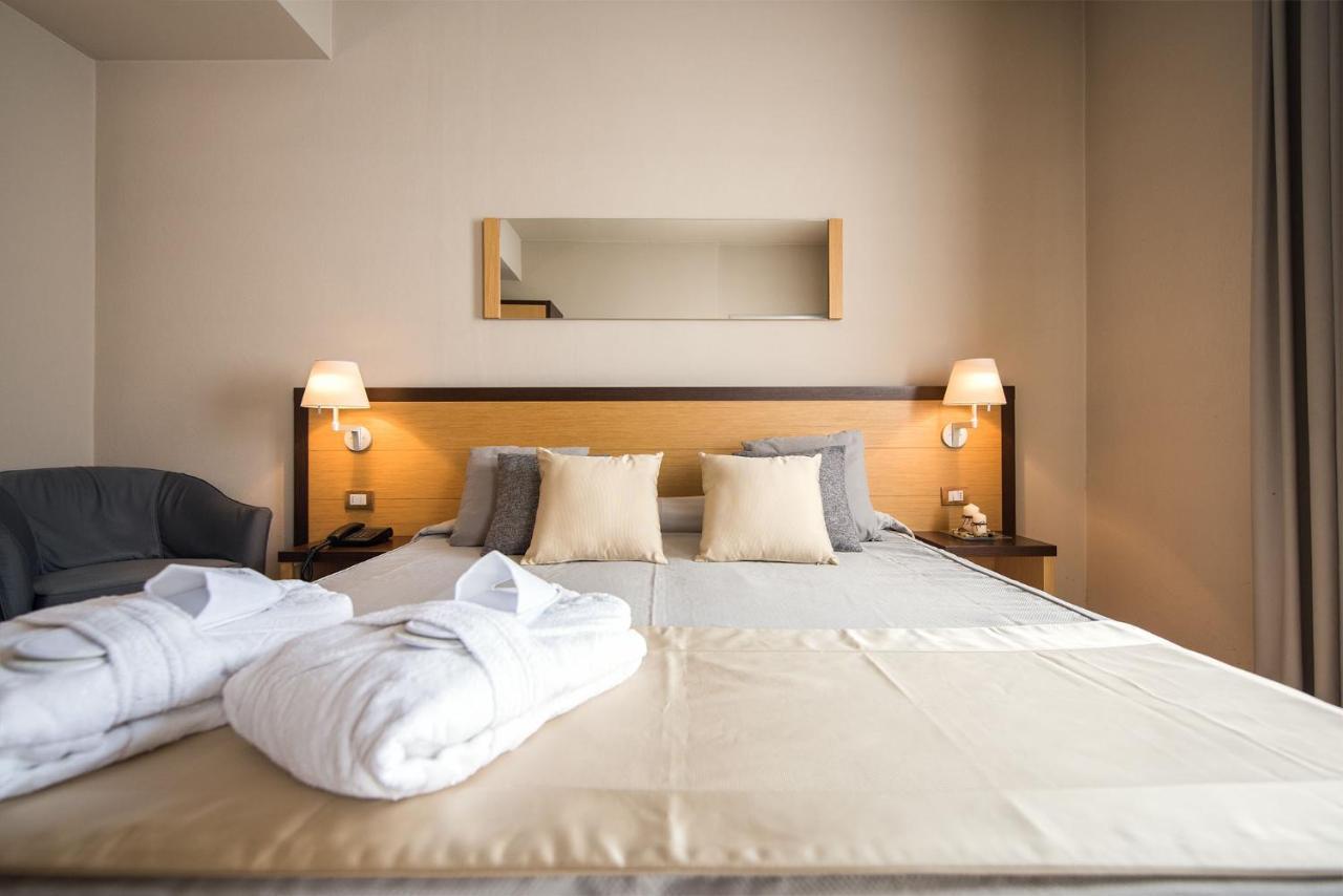 Hotel San Martino Darfo Boario Terme ภายนอก รูปภาพ