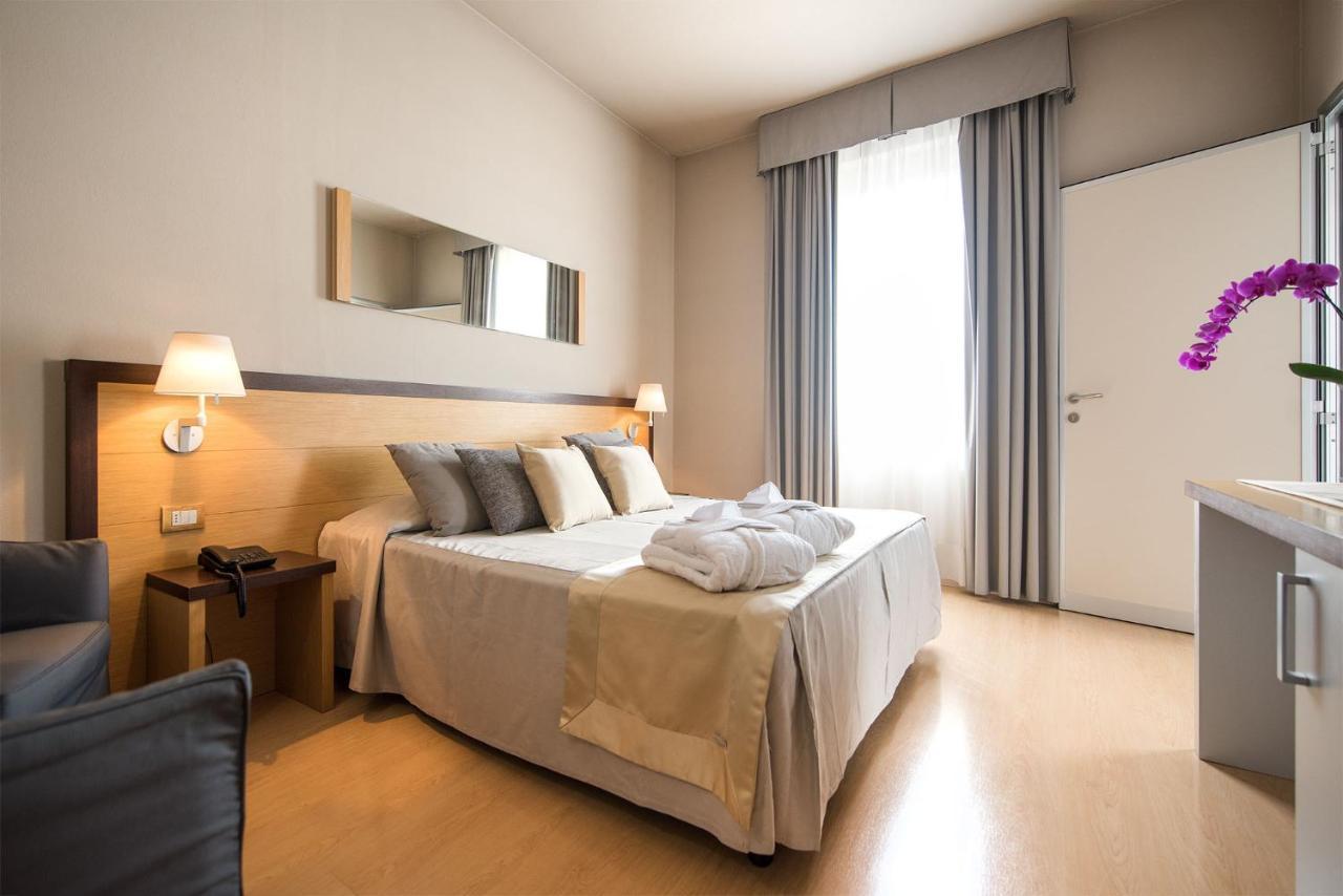 Hotel San Martino Darfo Boario Terme ภายนอก รูปภาพ
